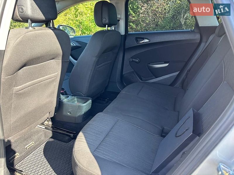 Универсал Opel Astra 2011 в Рожнятове фото 11 Универсал Opel Astra 2011 в Рожнятове