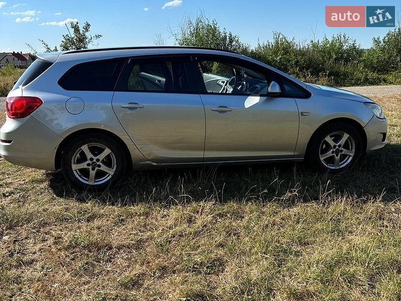 Универсал Opel Astra 2011 в Рожнятове фото 5 Универсал Opel Astra 2011 в Рожнятове
