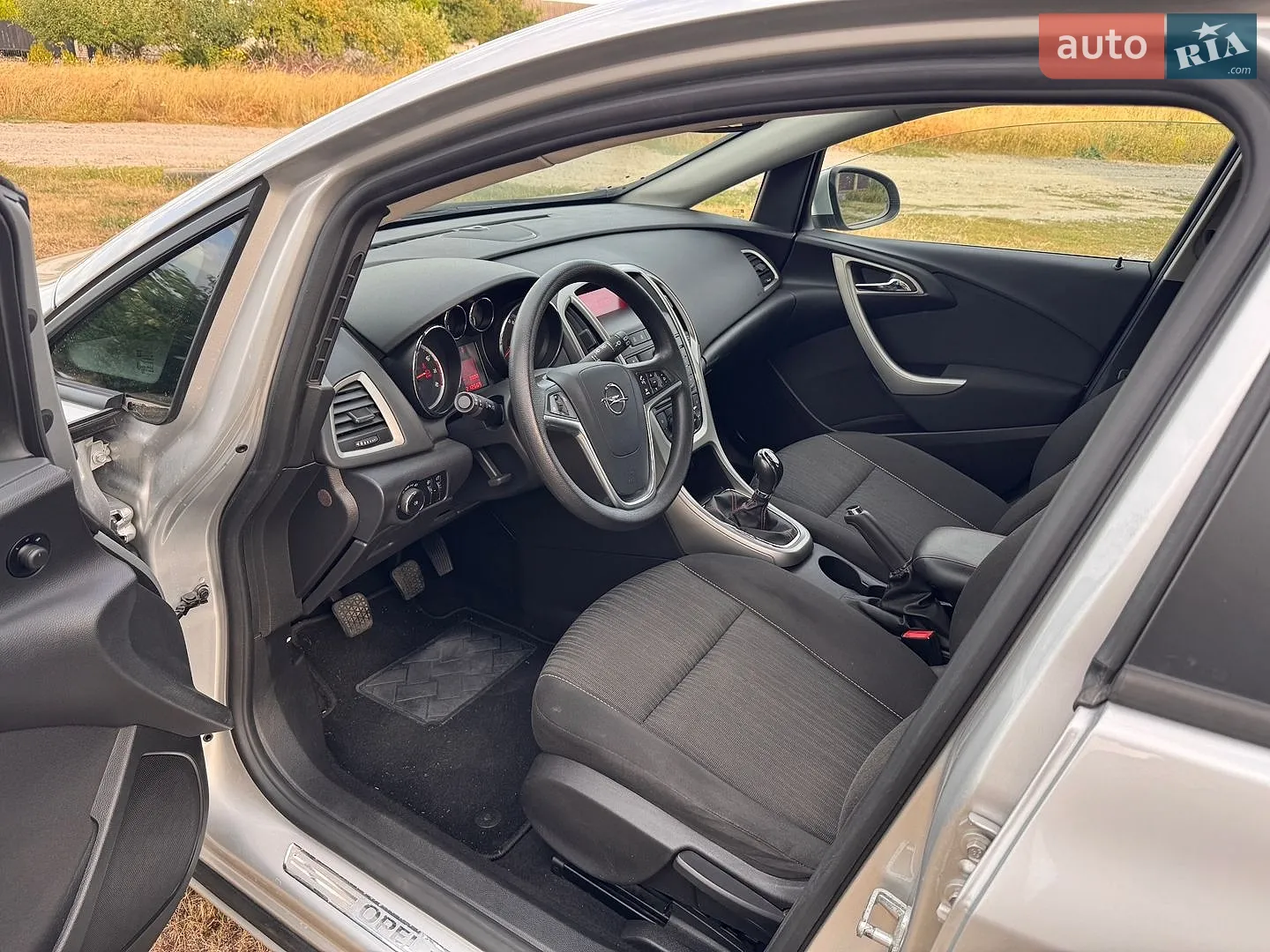 2010 Opel Astra - мініатюра 9
