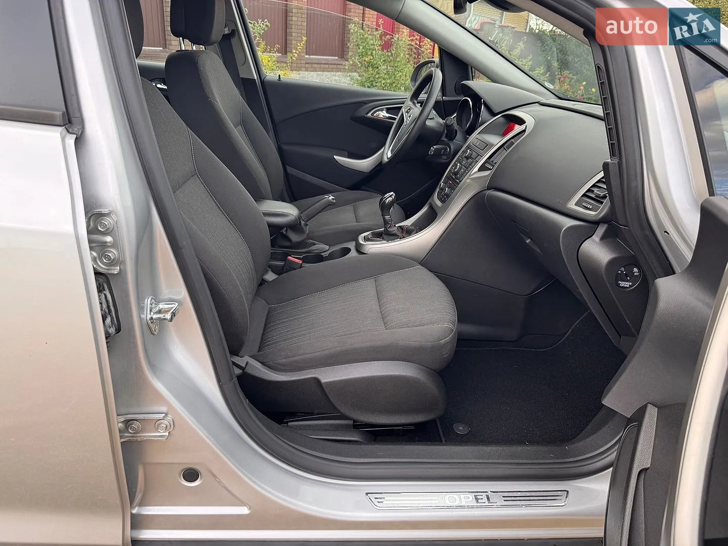 2010 Opel Astra - мініатюра 11