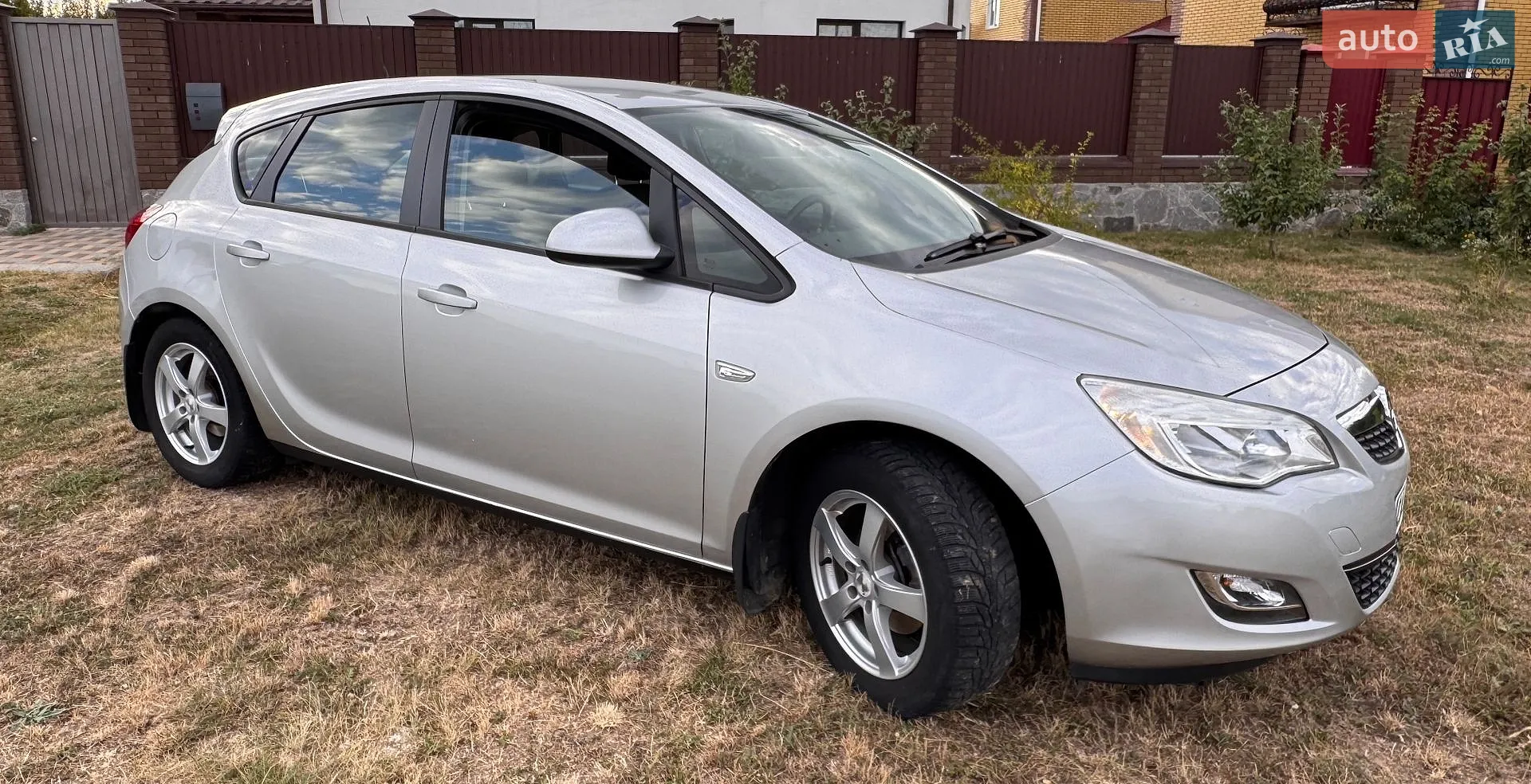 2010 Opel Astra - мініатюра 6