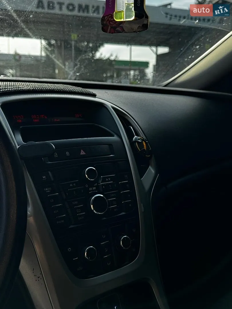 2010 Opel Astra - мініатюра 9