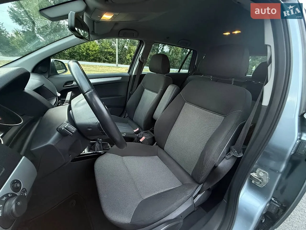 2010 Opel Astra - мініатюра 32