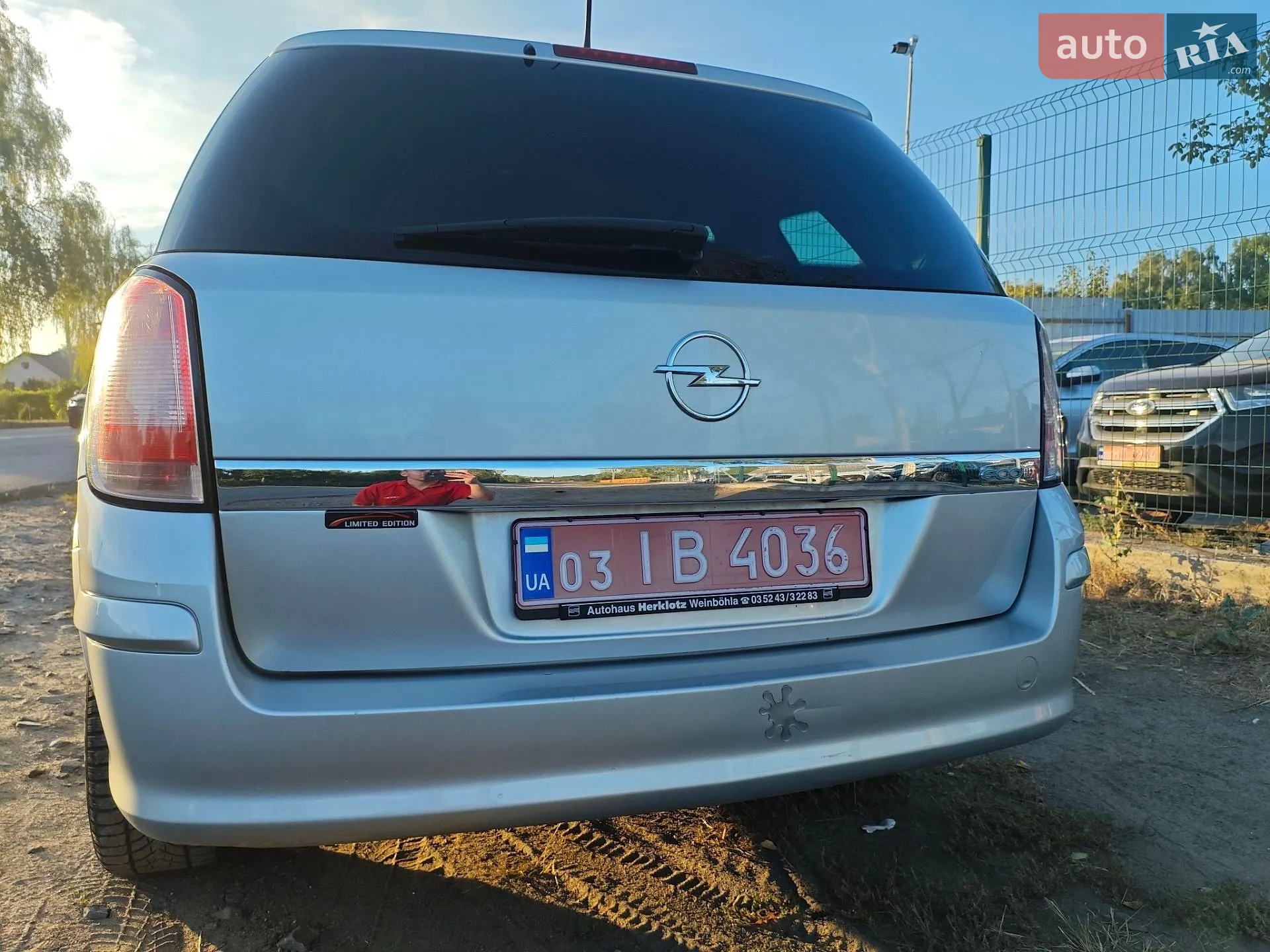 2010 Opel Astra - мініатюра 4