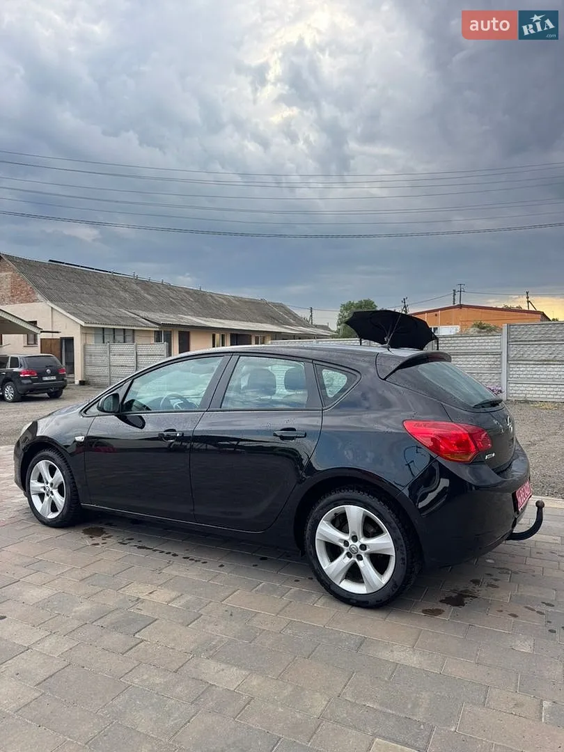 2010 Opel Astra - мініатюра 8