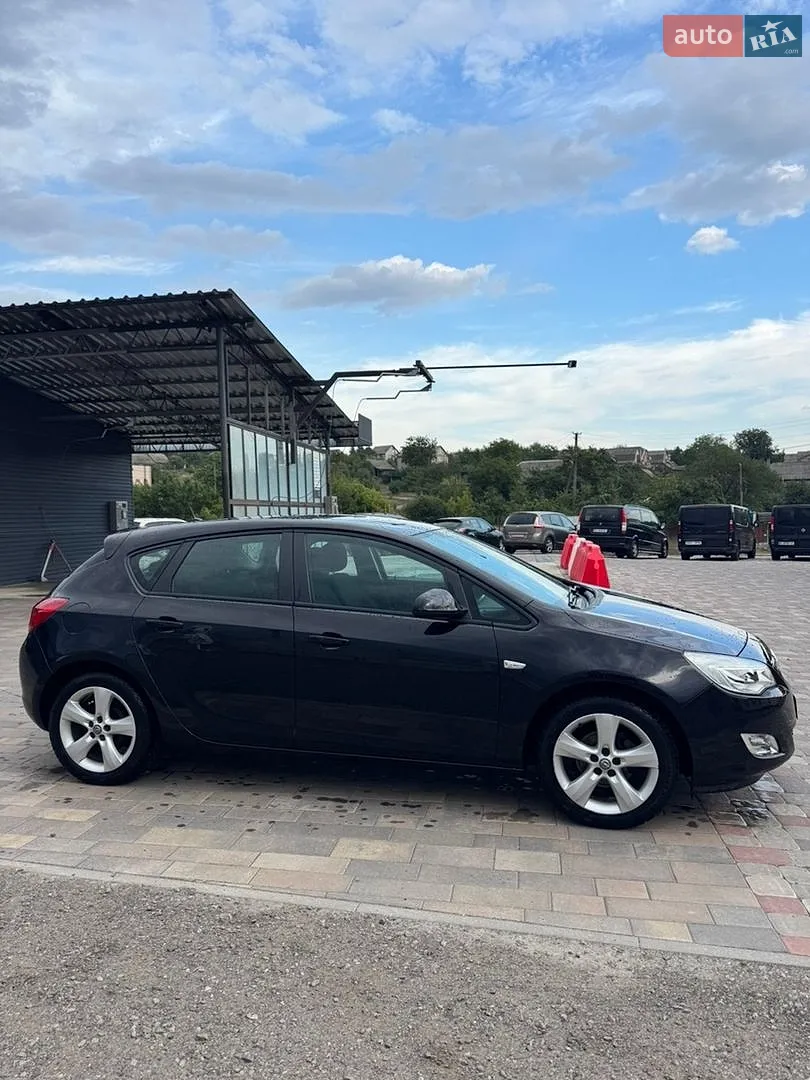 2010 Opel Astra - мініатюра 18