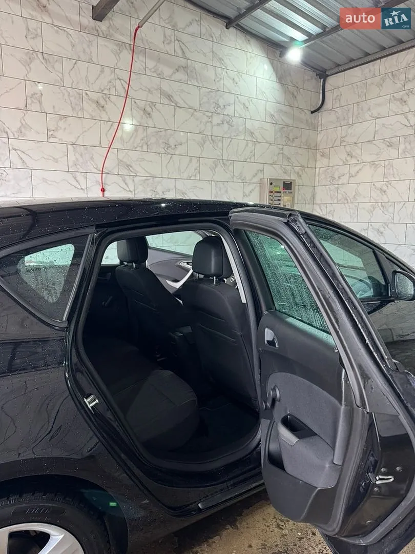 2010 Opel Astra - мініатюра 34