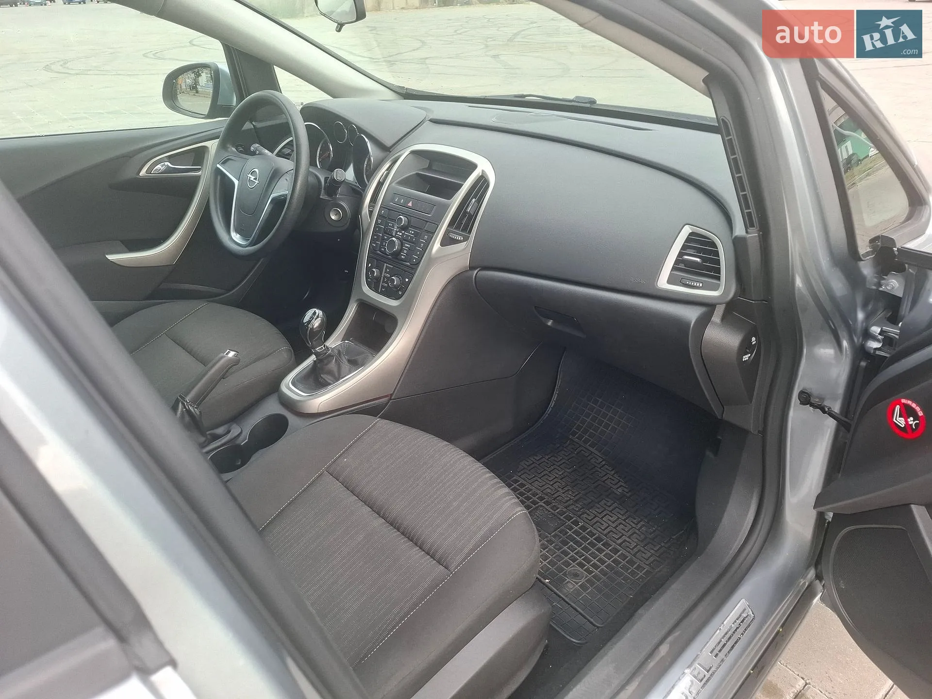2010 Opel Astra - мініатюра 29