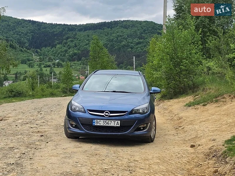Opel Astra 2013
