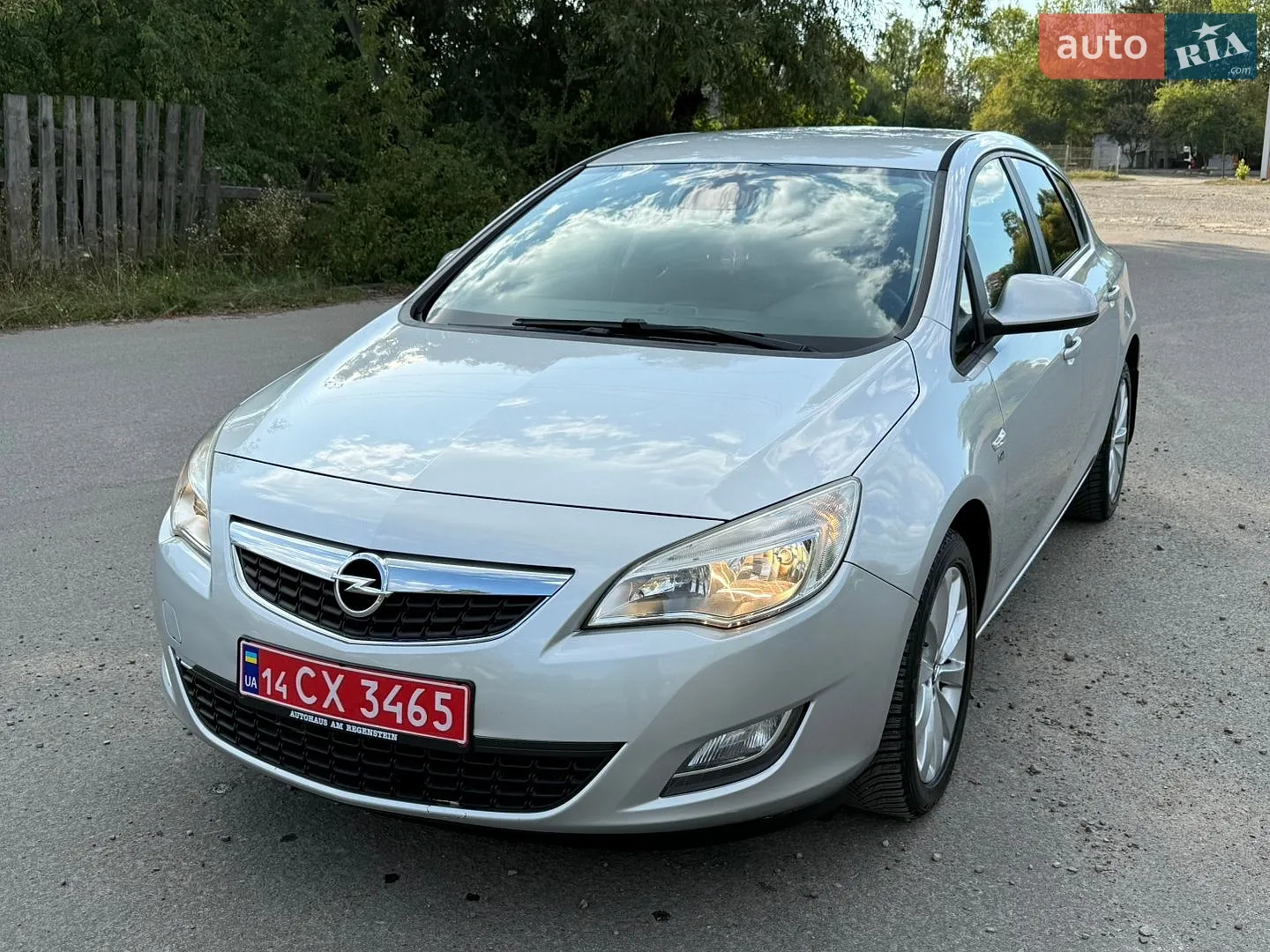 2012 Opel Astra - мініатюра 2
