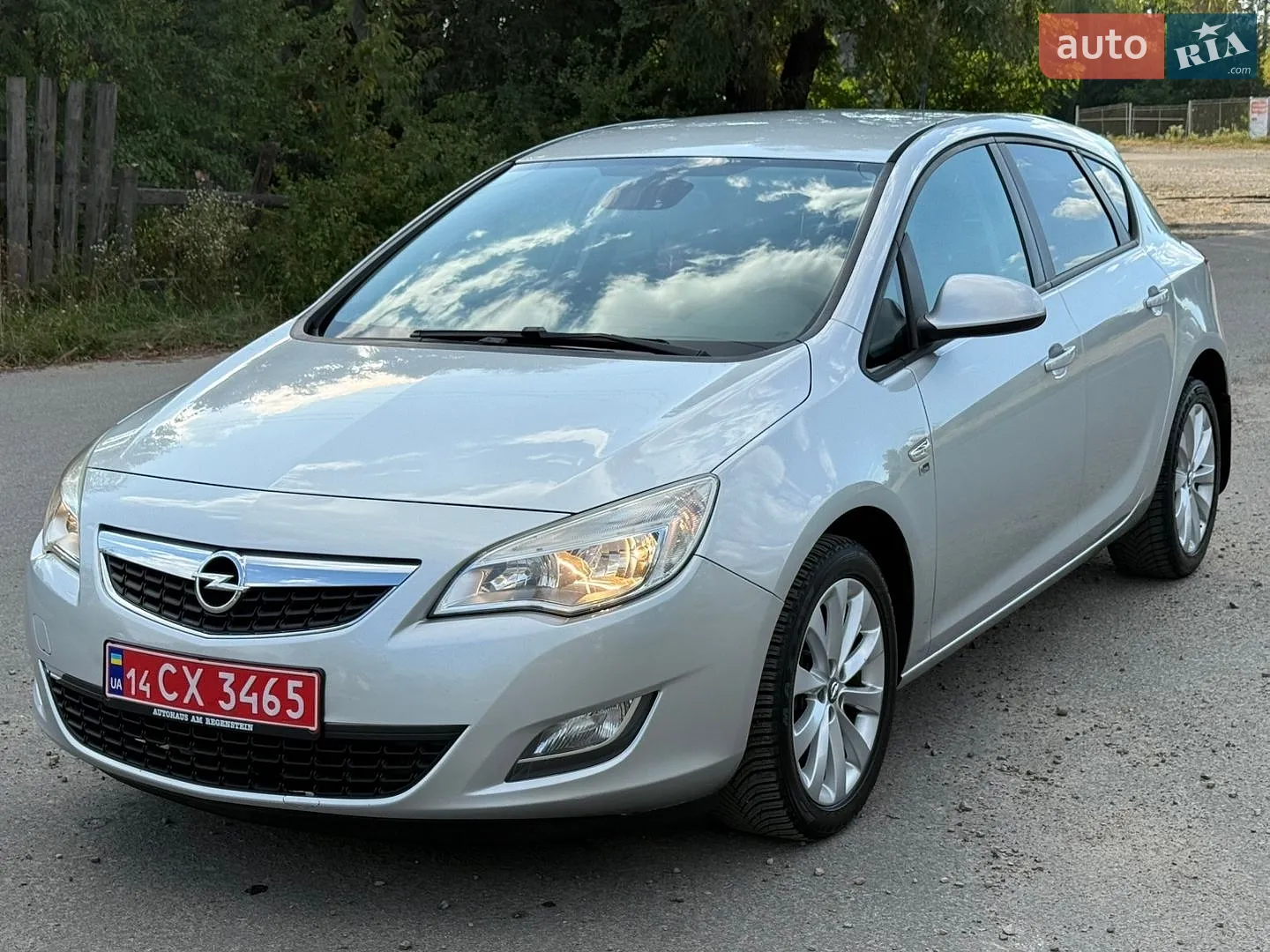 2012 Opel Astra - фото 1