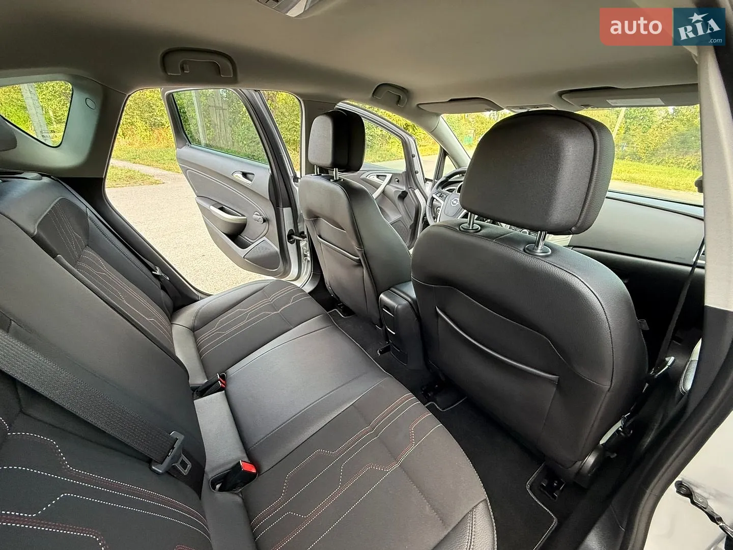 2012 Opel Astra - мініатюра 26