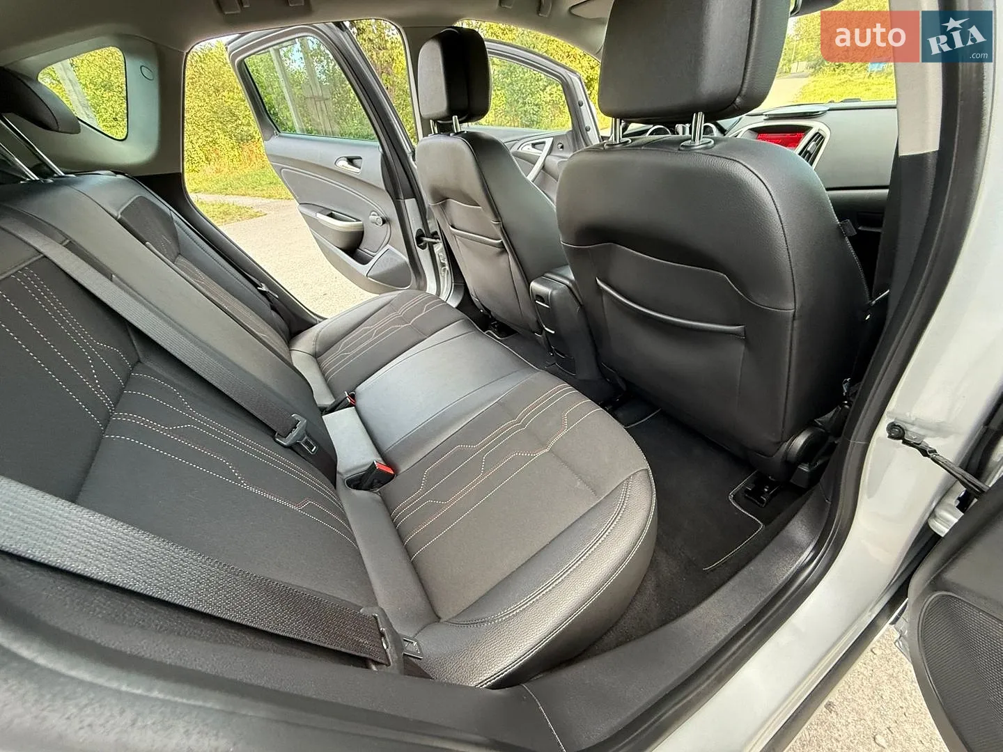 2012 Opel Astra - мініатюра 25