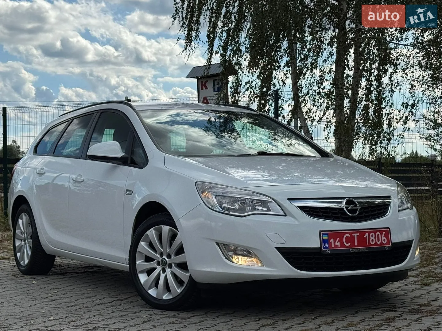 2012 Opel Astra - мініатюра 2