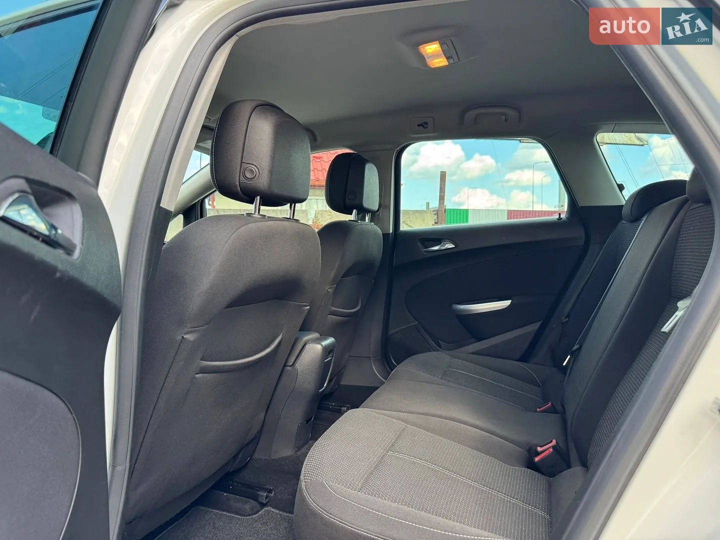 2012 Opel Astra - мініатюра 67