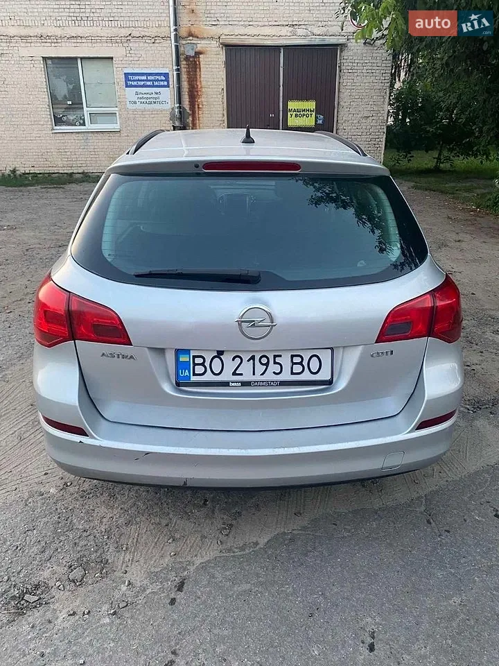 2011 Opel Astra - мініатюра 19