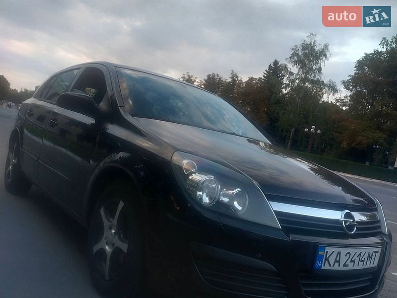 Хэтчбек Opel Astra 2005 в Василькове