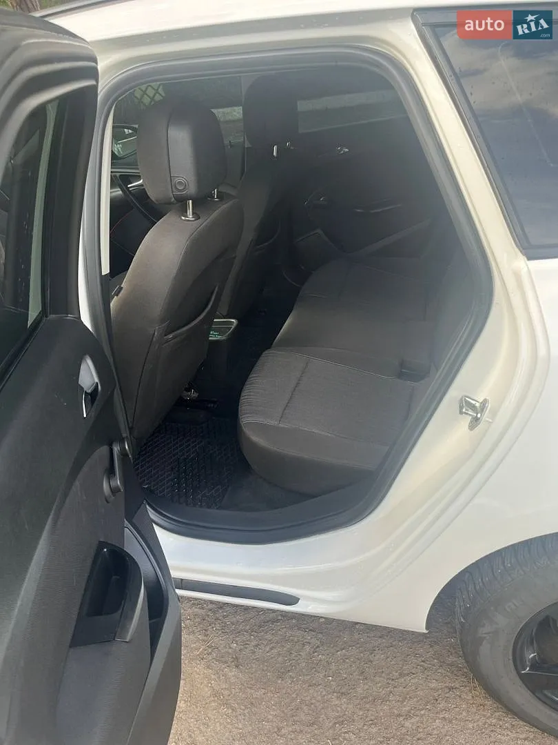 2012 Opel Astra - мініатюра 10