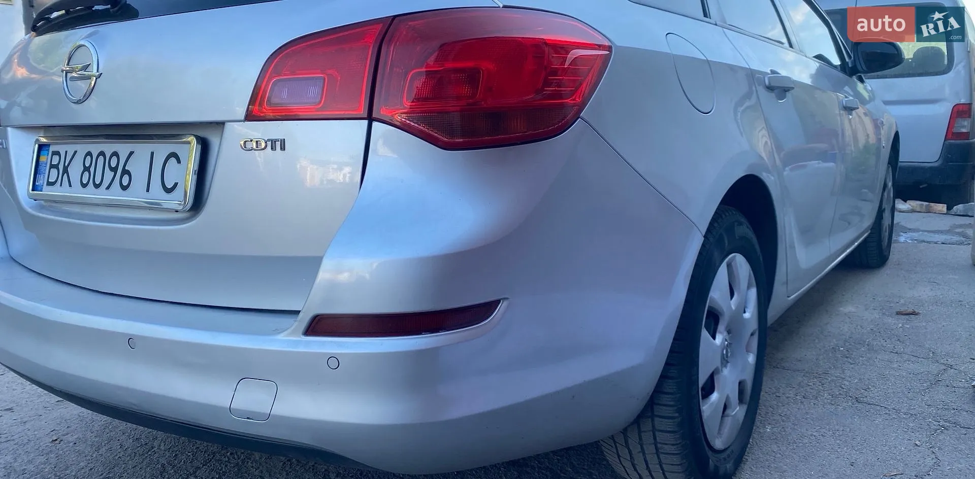2011 Opel Astra - фото 1