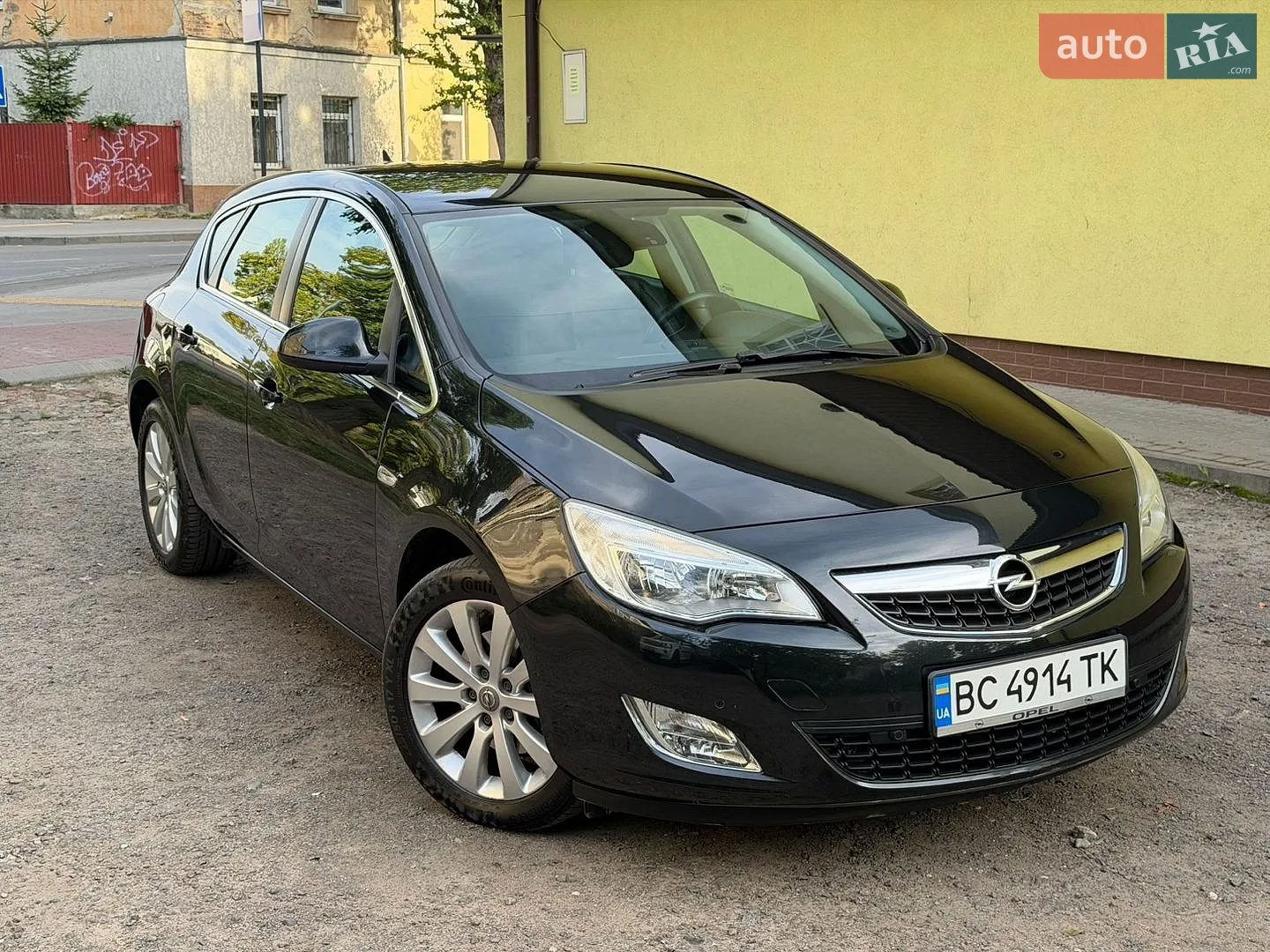2011 Opel Astra - мініатюра 2