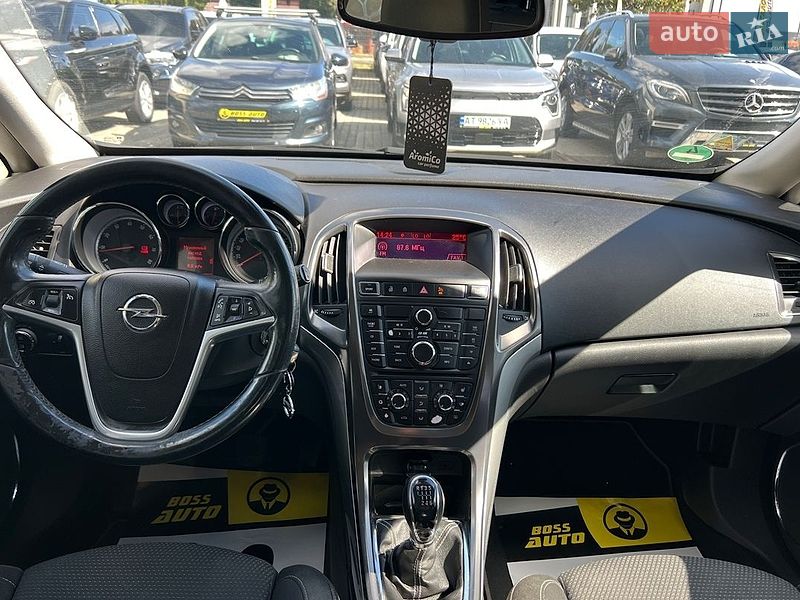 Хэтчбек Opel Astra 2010 в Ивано-Франковске фото 11 Хэтчбек Opel Astra 2010 в Ивано-Франковске