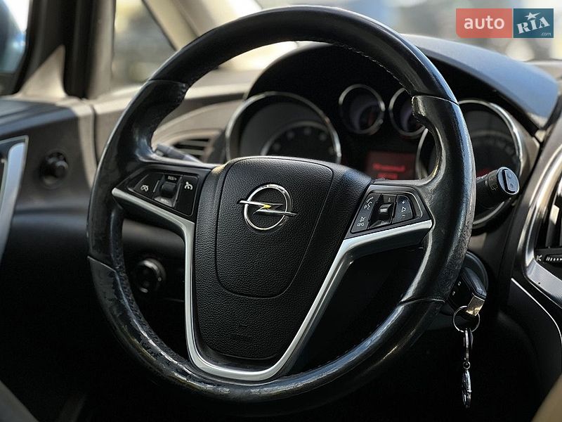 Хэтчбек Opel Astra 2010 в Ивано-Франковске фото 15 Хэтчбек Opel Astra 2010 в Ивано-Франковске