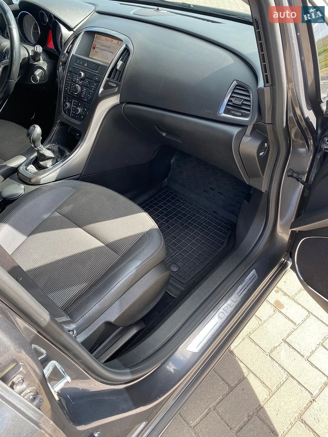 2011 Opel Astra - мініатюра 19