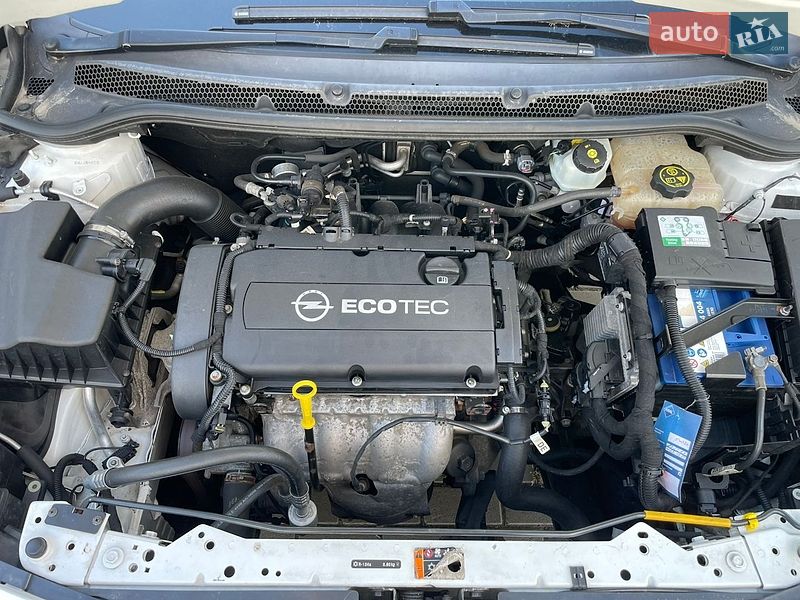 Универсал Opel Astra 2016 в Полтаве