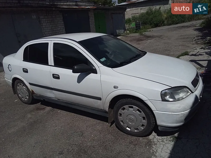 Opel Astra 2008