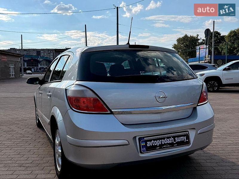 Хетчбек Opel Astra 2005 в Сумах