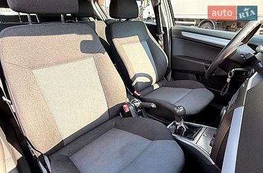 Хетчбек Opel Astra 2005 в Сумах