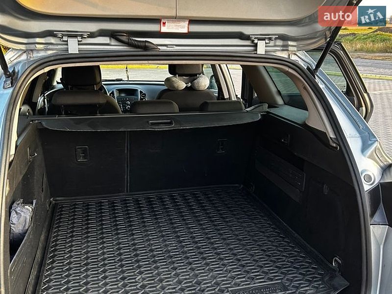 Универсал Opel Astra 2013 в Полтаве
