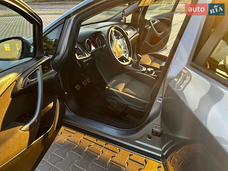 Універсал Opel Astra 2013 в Полтаві фото 11 Універсал Opel Astra 2013 в Полтаві