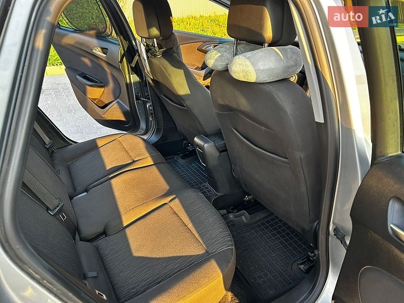 Універсал Opel Astra 2013 в Полтаві фото 13 Універсал Opel Astra 2013 в Полтаві