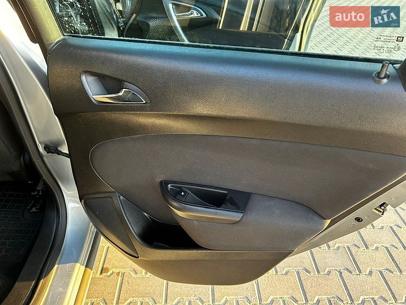 Універсал Opel Astra 2013 в Полтаві фото 20 Універсал Opel Astra 2013 в Полтаві
