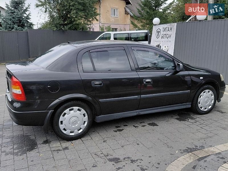 Седан Opel Astra 2007 в Калуше