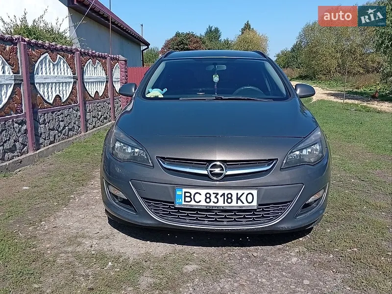 Opel Astra 2013