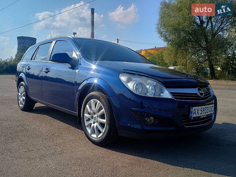 Універсал Opel Astra 2009 в Харкові