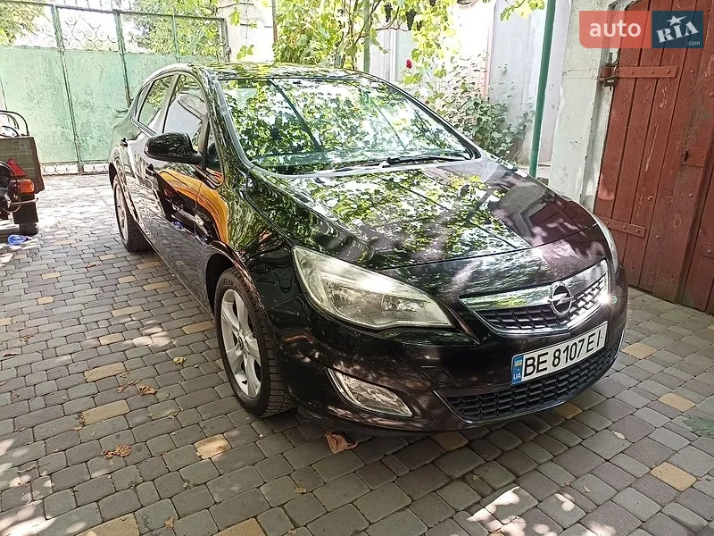 Opel Astra 2010