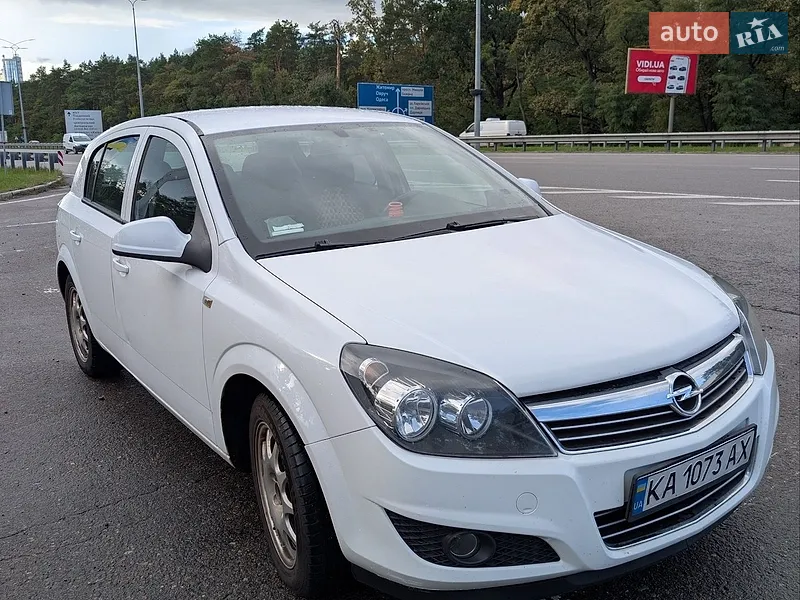 Opel Astra 2013