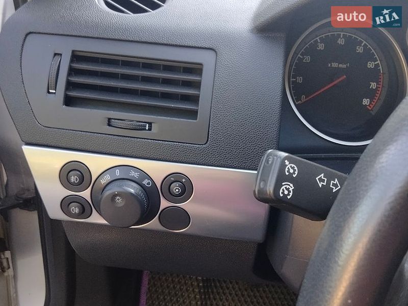 Хетчбек Opel Astra 2007 в Запоріжжі
