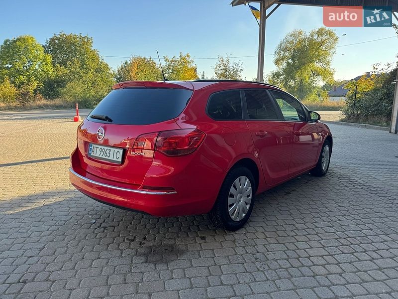 Универсал Opel Astra 2012 в Коломые