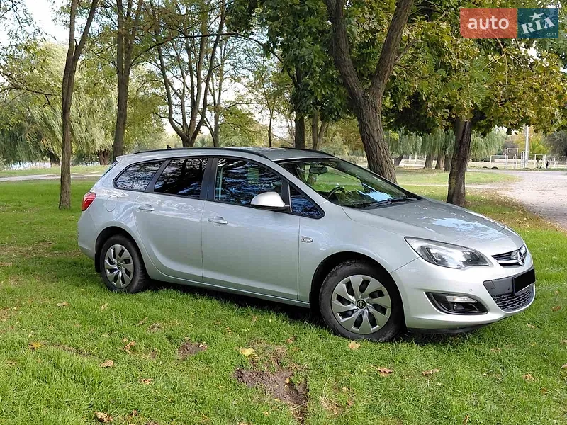 Opel Astra 2014