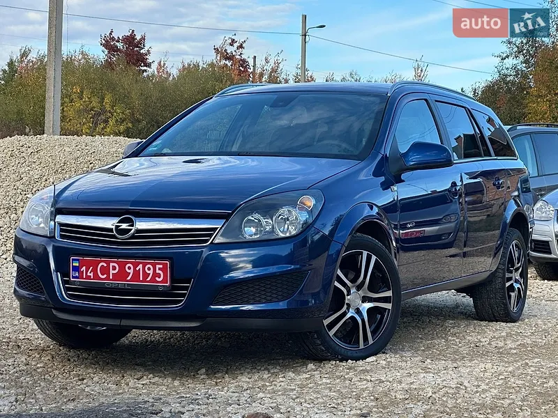 Opel Astra 2010