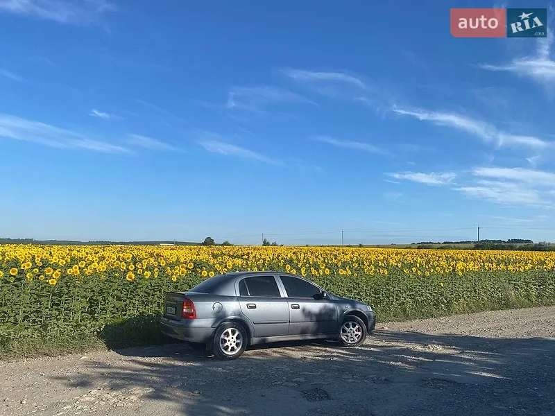 Opel Astra