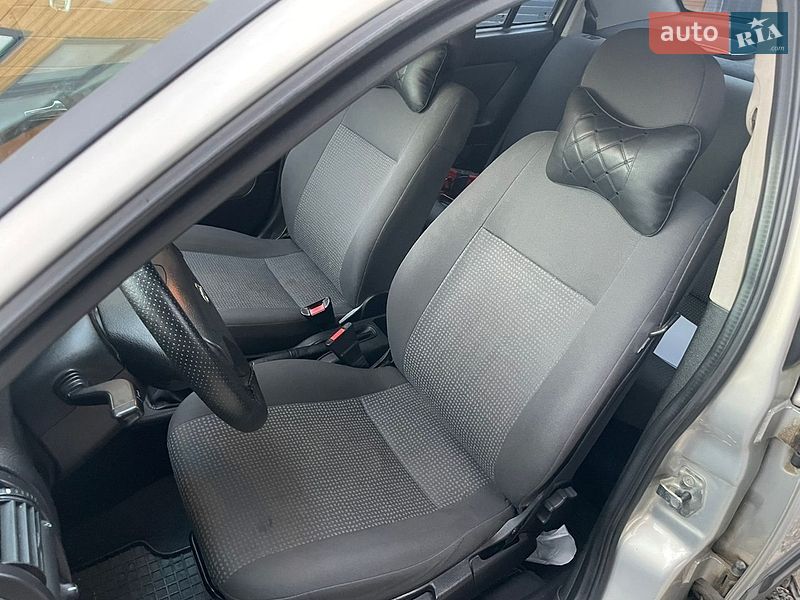 Седан Opel Astra 2008 в Трускавці фото 58 Седан Opel Astra 2008 в Трускавці