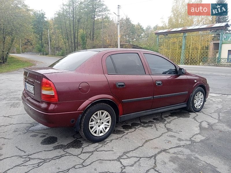 Седан Opel Astra 2008 в Славуте