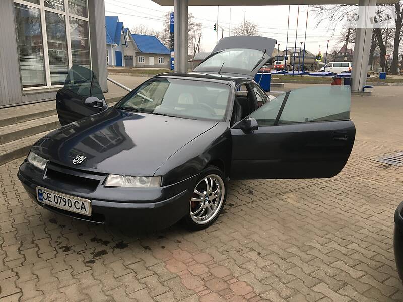 Купе Opel Calibra 1992 в Чернівцях