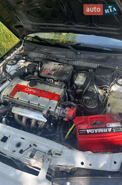 Купе Opel Calibra 1993 в 
