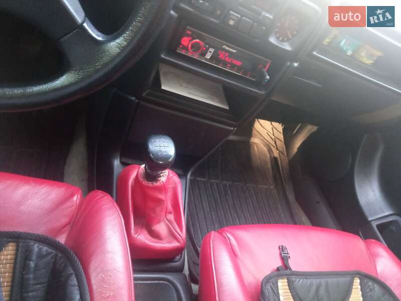 Купе Opel Calibra 1992 в Тарутиному фото 32 Купе Opel Calibra 1992 в Тарутиному